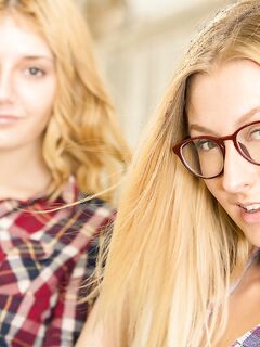 Lena Anderson And Alexa Grace In A Threesome!