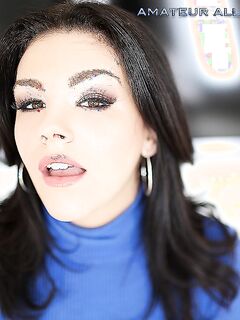 Kimber Woods Sucks A Load Of Cum Into Her Mouth!