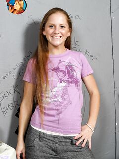 Emma Red Working That Black Dick At A Glory Hole!