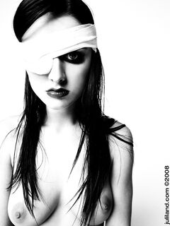 Karlie Montana Goes Punk Showing Her Pussy!