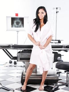 Audrey Bitoni Has Sex With The Doctor!