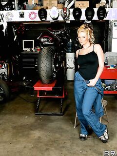 Phoenix Marie Fucking A Garage Full Of Sport Bikes!