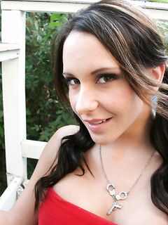 Kinzie Kenner With Pigtails Showing Off Her Big Tits And Ass!