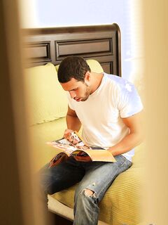 Devon Lee And Zoe Makes For A Sexy Surprise!