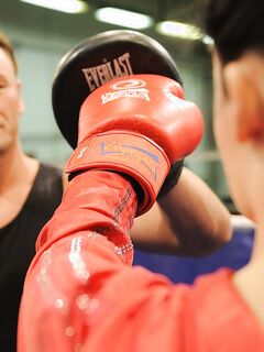 Aletta Ocean Gets Her Pussy Fucked On The Mat!