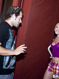 Jasmine Jolie Goes On A Blind Date!