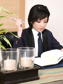 Coco Velvet Knows How To Get The Job Done!