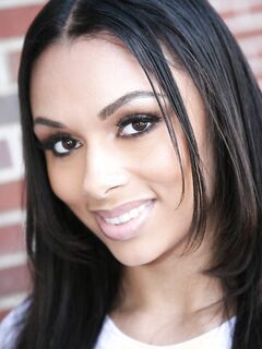 Bethany Benz Having Sex At The Glory Hole!