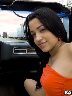 Abella Anderson Gives Some Real Nice Road Head!