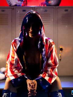 Dani Daniels Is Ready For Some Boxing Fun!