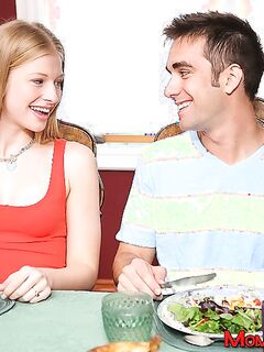 Avril Hall Moms Bang Teens Sex Pictures!