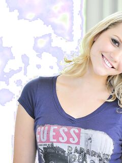 Mia Malkova Gets Kinky In Her Skimpy Thong!