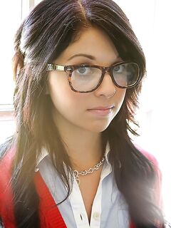 Madelyn Monroe Uses Her Glasses To Real Him On In!