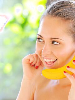 Riley Reid Like Her Fruit Long And Hard!