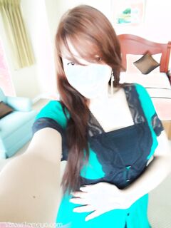 Vitress Tamayo Taking Sexy Selfies In Front Of A Mirror!