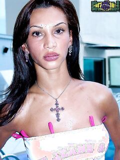 Gladys Adriane In Her Sexy Beach Wear!