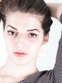 Vixxen Goddess Strips In The Shower!