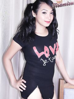 TS Tiara Tiramisu With No Pants On!