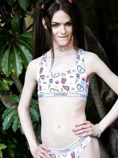 Kira Crash Jerking Off In The Backyard!