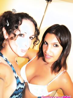 Latina Trannies Suck Each Others Hard Cocks!