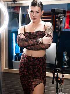 Daisy Taylor And Dillon Diaz Are Fucking Each Other!